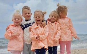 Anastazja, Klara, Laura, Wiktoria i Maksymilian Białeccy