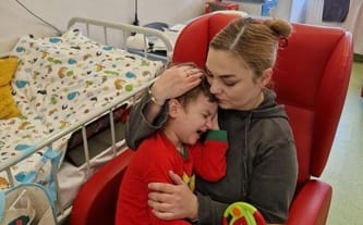 Nie pozwólmy, by zostały same – pomóżmy dzieciom i ich mamom w walce o życie