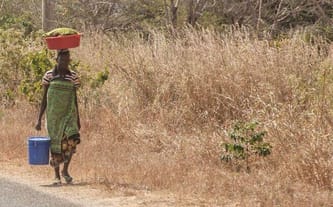 Odcięci od świata przez brak wody... wybudujmy studnię w Tanzanii!