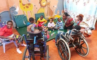 Opieka terapeutyczna w Centrum Furaha-Szczęście w Kenii