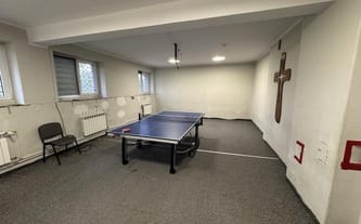 Pomóż nam wyremontować salę dla dzieci i młodzieży w Oratorium. dla dzieci i młodzieży w Oratorium.