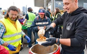 Nakarm potrzebujących w LIPCU