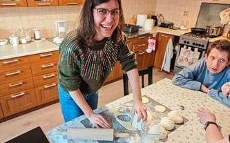 Pomóż nam zbudować dwa domy dla osób z niepełnosprawnością