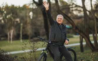 Podaruj radość i wolność – rower dla seniora!