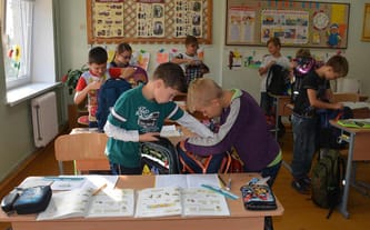 Pomóż 500 dzieciom rozpocząć rok szkolny z radością i godnością