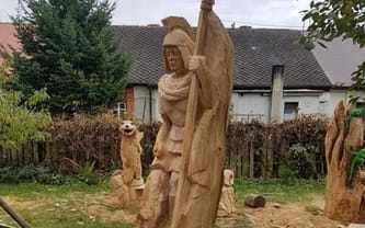 „Dla tych, którzy byli, są i będą – św. Florian strażnikiem pokoleń.”