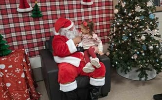 Dodaj Bombkę, Podaruj Nadzieję – Świąteczna Choinka Marzeń