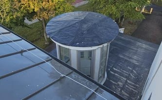 ⛪ 🚨 Dokończenie remontu dachu zabytkowego kościoła franciszkanów w Helu