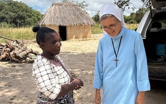 Pomóż Siostrze Marii ratować dzieci w zambijskim buszu.