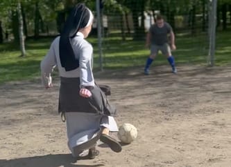 Pomóż wyremontować boisko w Wojsce