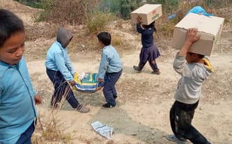Pomóż pokonać głód: Posiłki dla 422 dzieci w Nepalu
