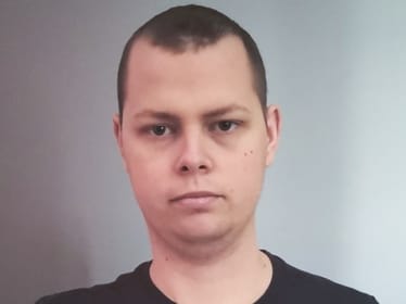 Łukasz Wiśniewski - zdjęcie główne