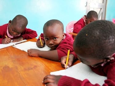 Mikołajkowo-świąteczna zbiórka na wyprawkę szkolną dla dzieci z Kiabakari w Tanzanii - main photo