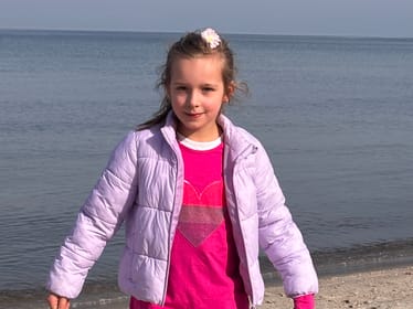 Tosia Sujewicz - zdjęcie główne