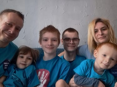 Anna, Tymoteusz i Wiktor Witkowscy, Emil Kotlewski - zdjęcie główne