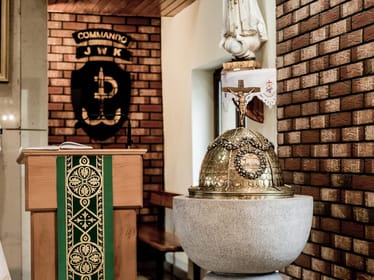 Kiedy już myśleliśmy, że osiągnęliśmy sukces, głośniki w Parafii przestały działać. POMÓŻ! - zdjęcie główne