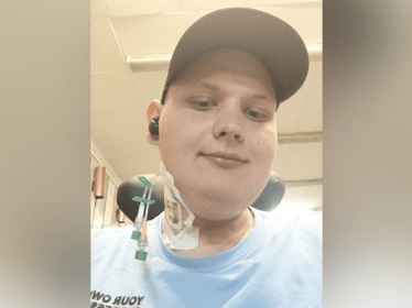 Dawid Tomaszewski - main photo