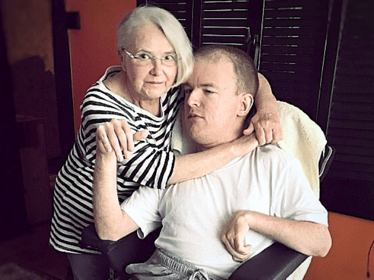 Grzegorz Bednarski - zdjęcie główne