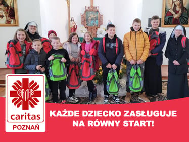 "Tornister pełen uśmiechów" - wyprawki szkolne dla 500 dzieci - main photo