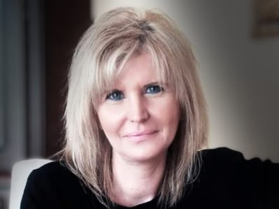Beata Mrozowska - zdjęcie główne
