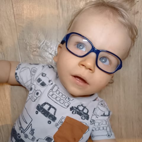 Fundacja Po&nbsp;Pierwsze - logo organizacji