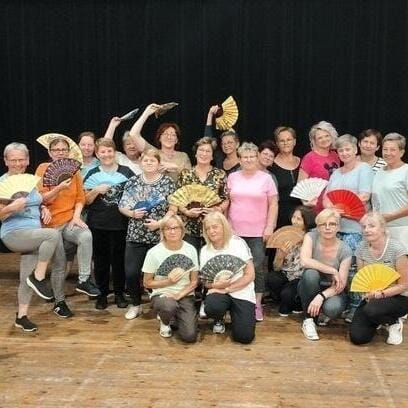 FUNDACJA Z&nbsp;NADZIEJĄ W&nbsp;RADOŚĆ ŻYCIA - logo organizacji