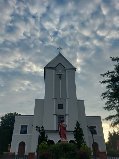 Parafia Rzymskokatolicka Świętego Floriana w Brwinowie - zdjęcie główne