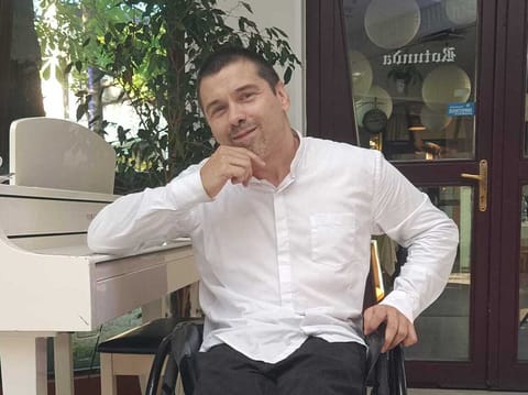 Robert Mróz - main photo