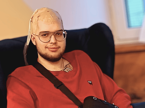 Mateusz Gołąbek - zdjęcie główne