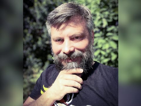 Adrian Mrozek - zdjęcie główne