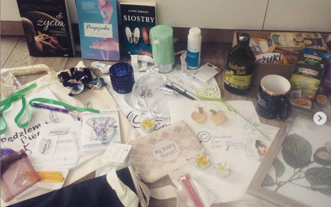 Claudia Correct Creation 