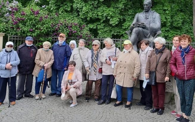 Ośrodek Wsparcia " Promyk Jesieni".