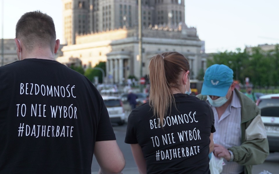 FUNDACJA DAJ HERBATĘ