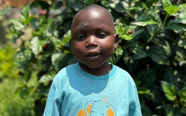 Uratujmy troje dzieci przed chorobą głodową