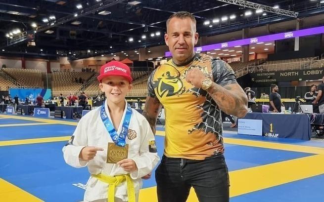 GALA CHARYTATYWNA "Walcz i Pomagaj" WIP