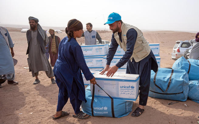 Pomóż dzieciom poszkodowanym przez katastrofy naturalne