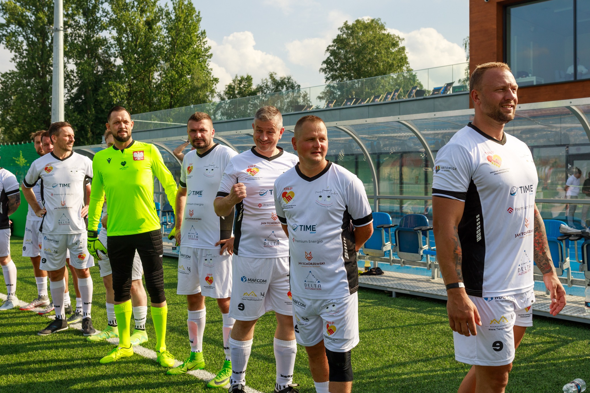 WIELKI MECZ CHARYTATYWNY ARTYŚCI I PRZEDSIĘBIORCY