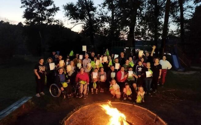 Dorzuć grosika na warsztatowego busika.