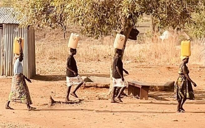 Czysta woda dla masajskich rodzin!