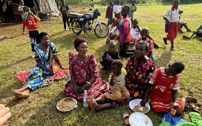 Ratujmy każdą kroplę! Zbiorniki na wodę deszczową dla Ugandy