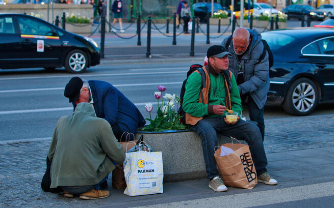 WYDAWKI JEDZENIA W CZERWCU