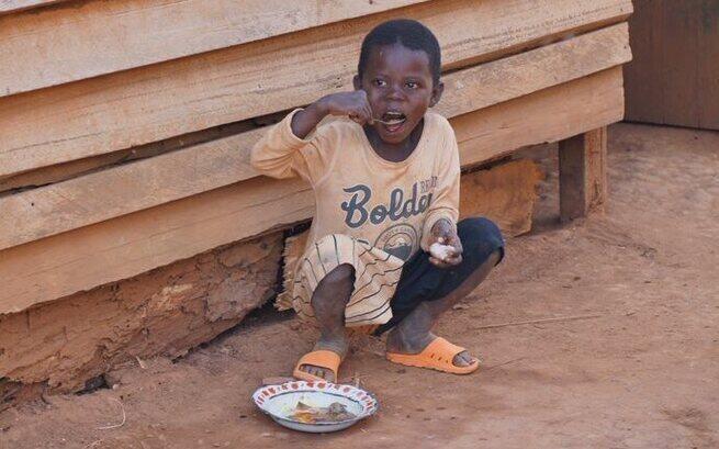 POSIŁEK DLA UCZNIA Fundacja DZIECI AFRYKI