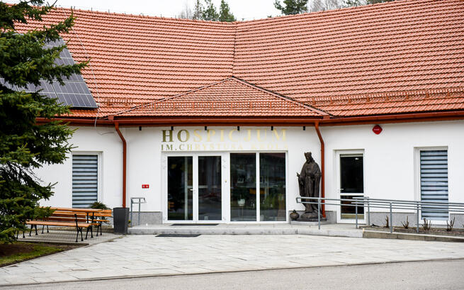 💙 Podaruj oddech życia – pomóż nam zakupić respirator dla Hospicjum w Stróżach 💙 Fundacja Pomocy Osobom Niepełnosprawnym