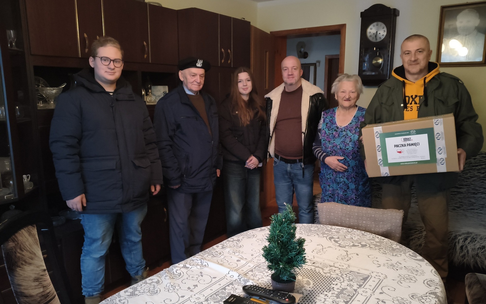 Rodacy Bohaterom - wspólnie oddajmy Im hołd.